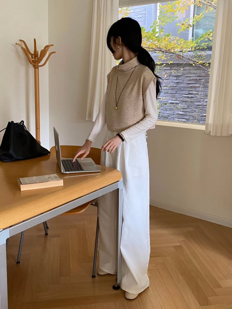寬鬆領口抓絨背心