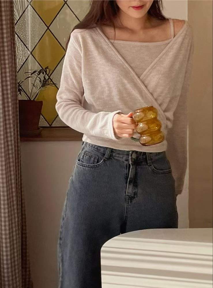 交錯v領兩件套上衣