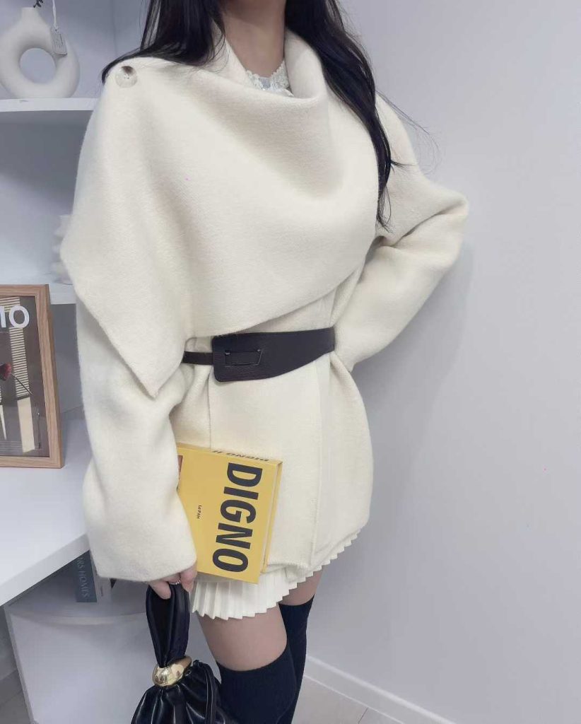 two way毛絨翻領上衣連belt