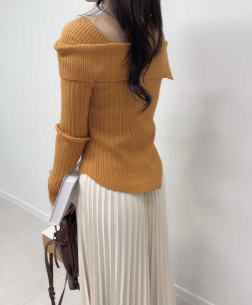 公主領針織修身毛衣